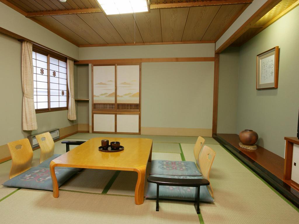 Toya Gokirakutei Hotel Toyako Exterior photo